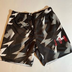 New men’s Jordan shorts blk/gry/wht CZ4757-010.